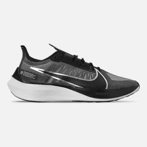 AUTHENTIC NIKE Zoom Gravity Blk Wht Sil Women sz 6